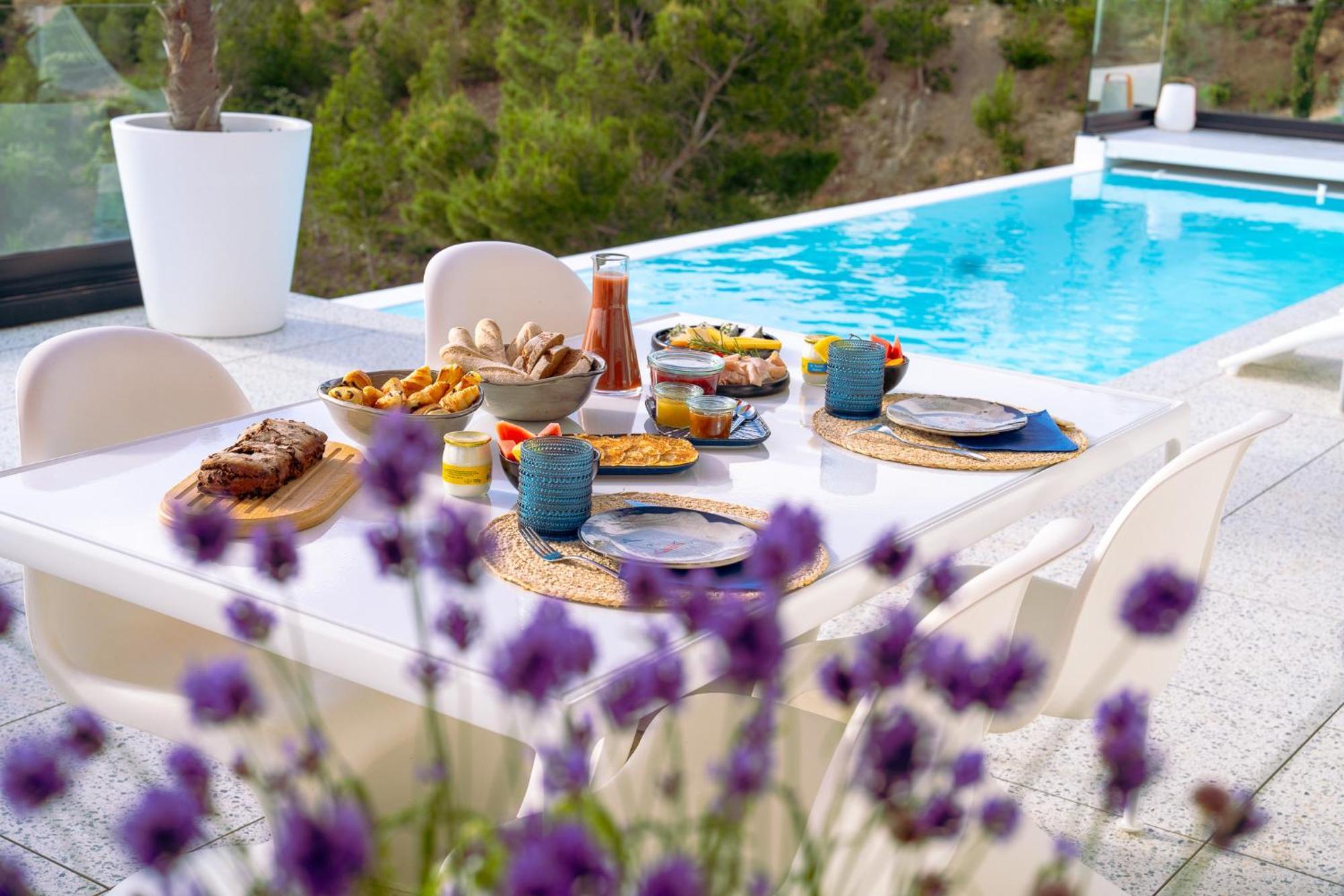 Suite 28 Treilles Bagian luar foto